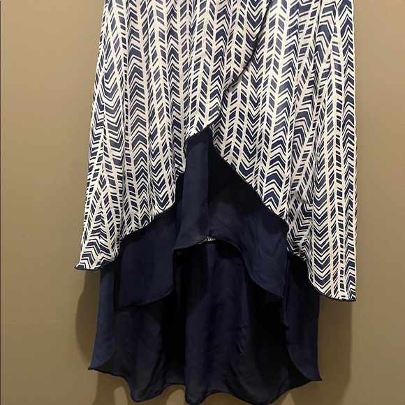 Chic Navy and White Patterned Dress - Picture 2 of 6